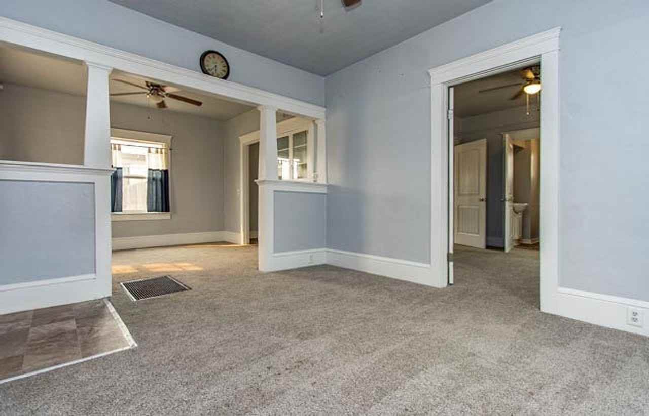 453 S Center St - Photo 3 of 13