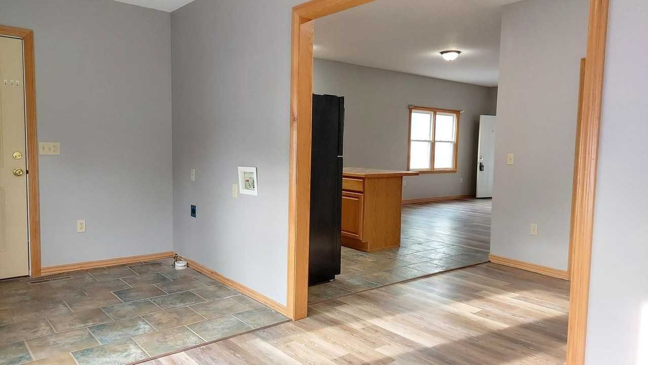 1604 N Joplin St - Photo 4 of 11