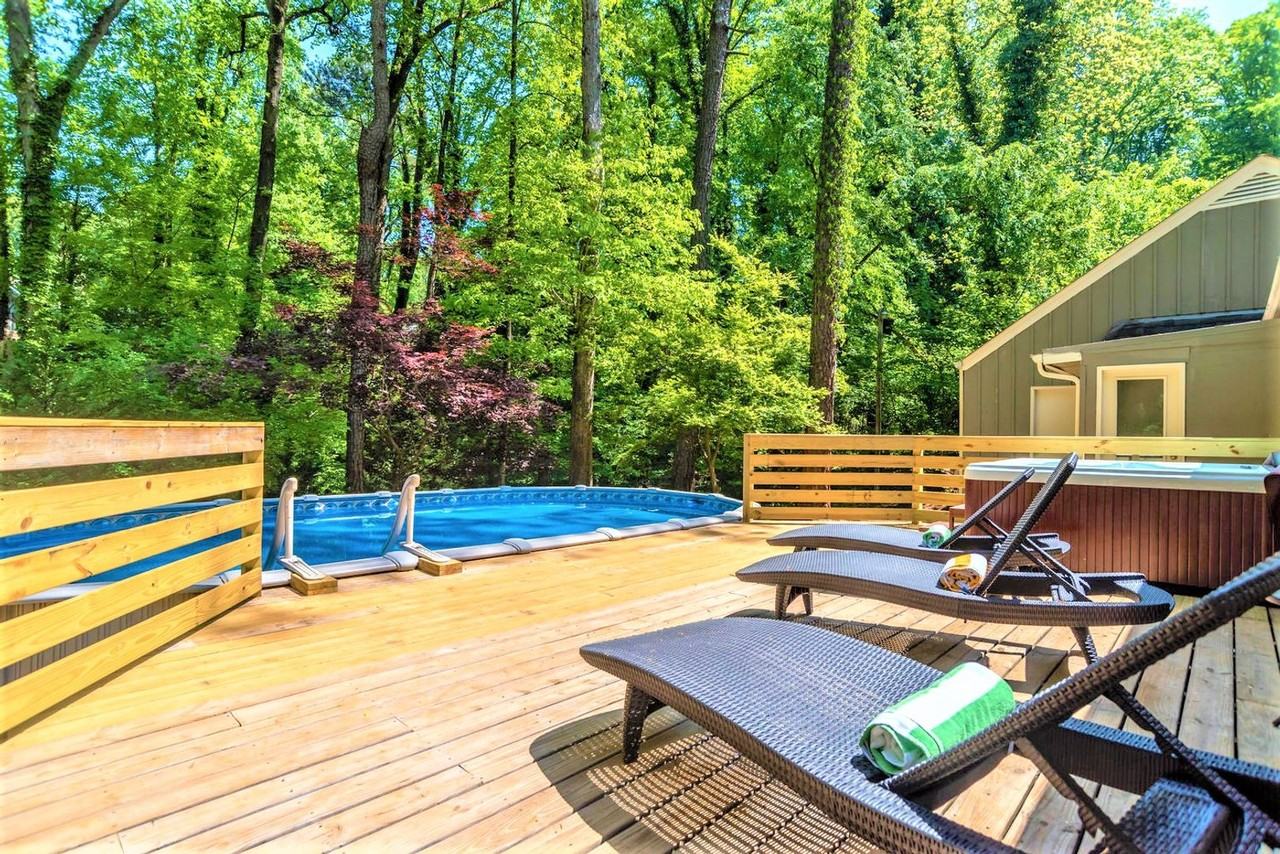 2885 Duke of Gloucester Street - Photo 4 of 50