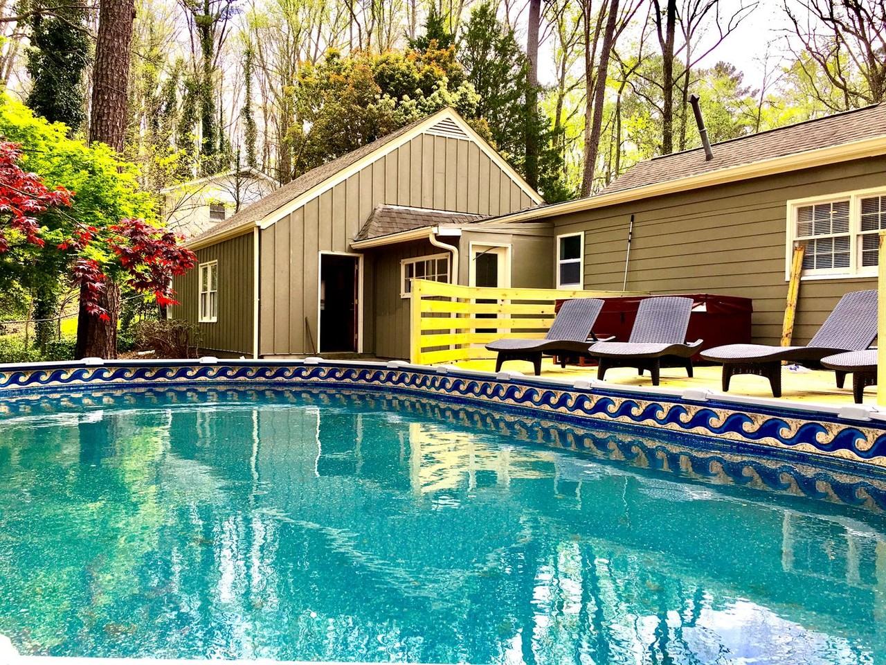 2885 Duke of Gloucester Street - Photo 5 of 50