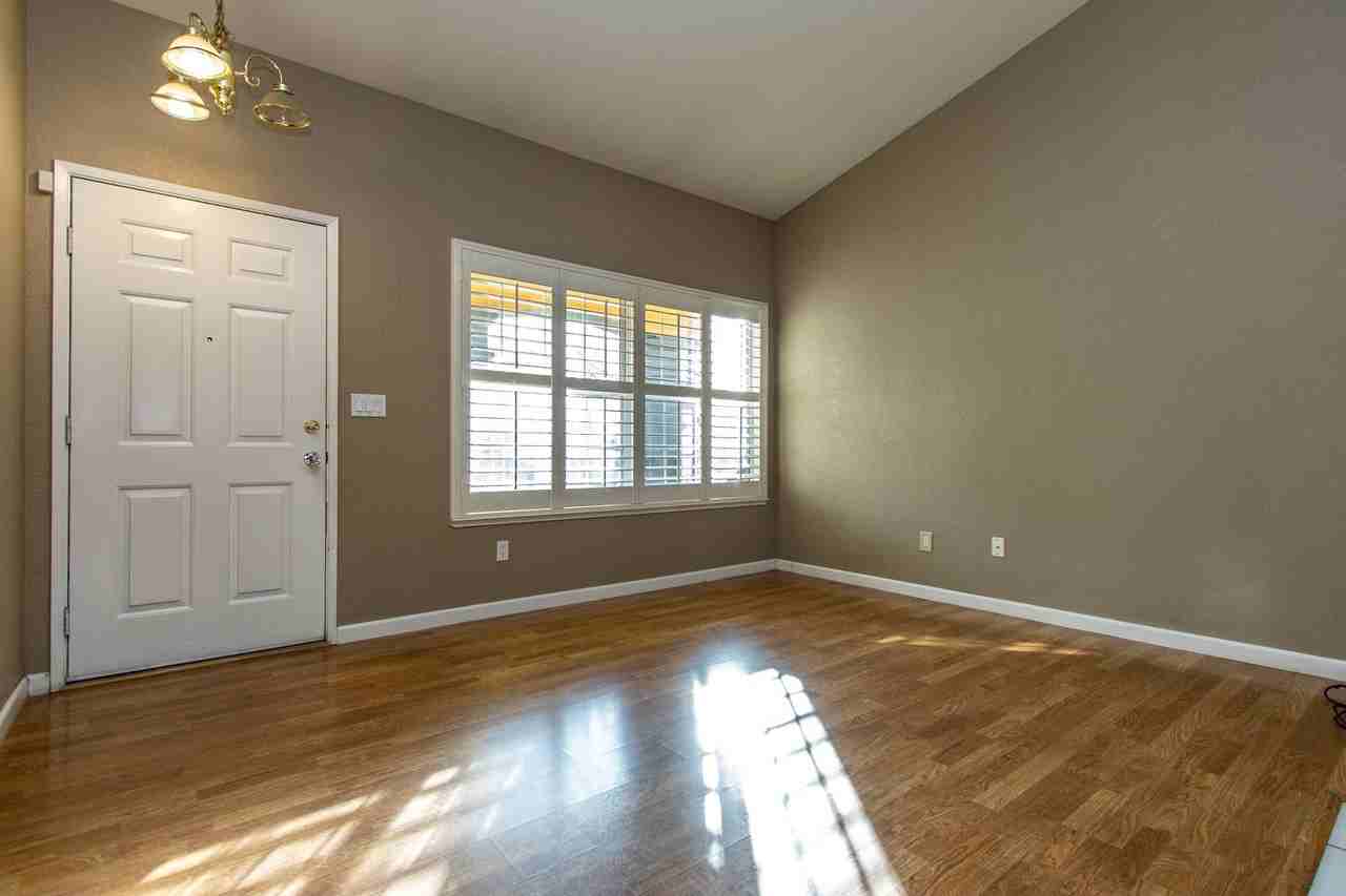 2921 Merle Ave - Photo 2 of 14