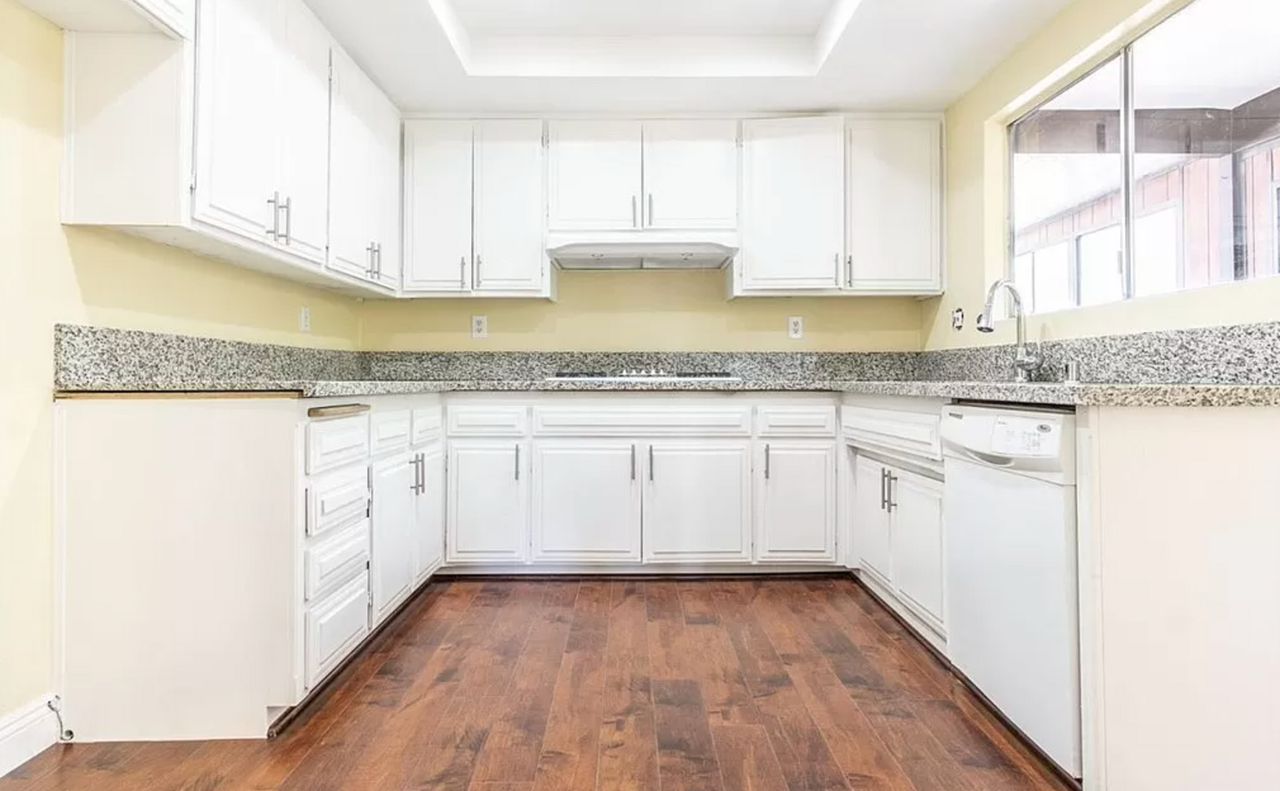 13860 Evergreen Ln - Photo 3 of 19