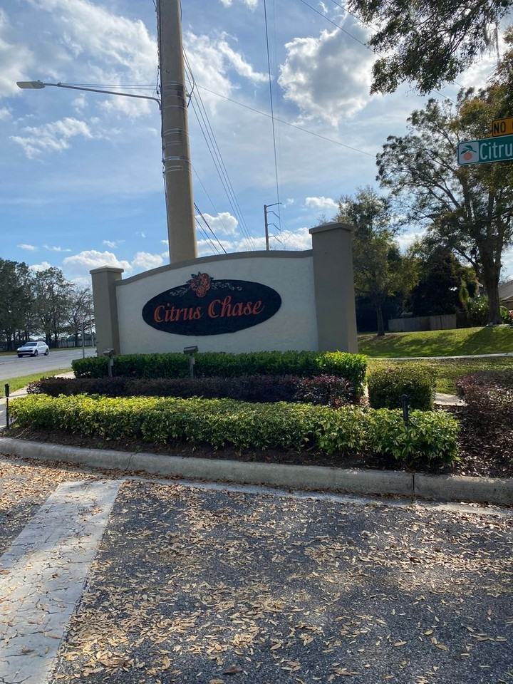 8436 Tangelo Tree Dr - Photo 2 of 24