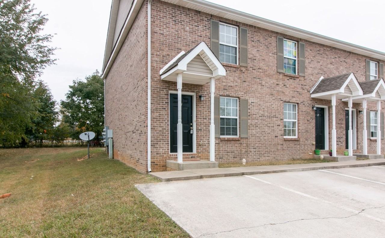 809 Oak Arbor For Rent - Photo 3 of 25