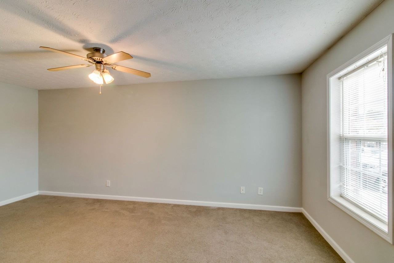 809 Oak Arbor For Rent - Photo 7 of 25