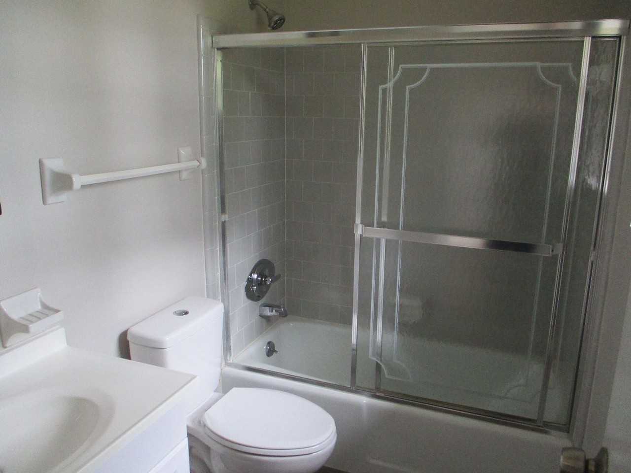 206 Cavalier Dr - Photo 7 of 26