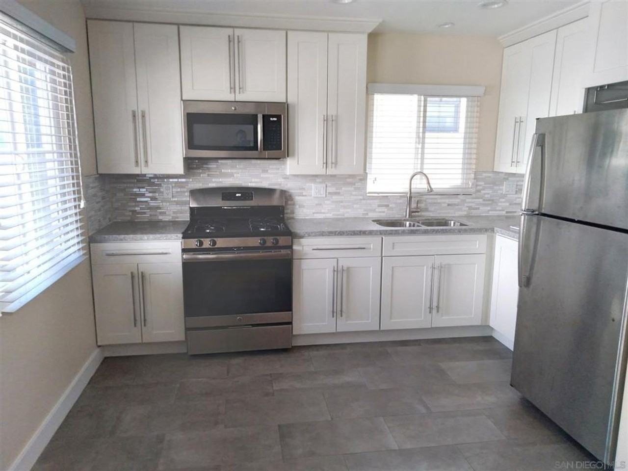 4608 Marlborough Dr - Photo 2 of 12