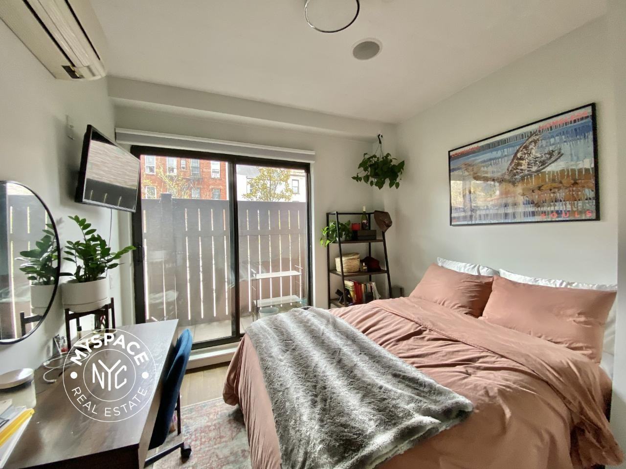 167 Graham Ave #2N - Photo 7 of 13