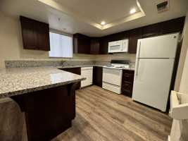 featured image of 647 W 2nd Ave