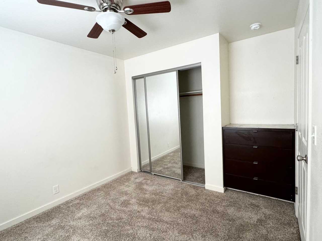 2nd Avenue Square - Photo 5 of 26