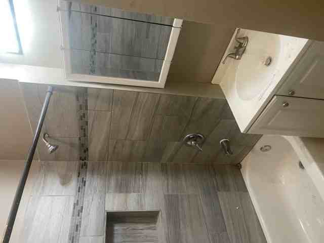 2761 Laurel Ave - Photo 2 of 13