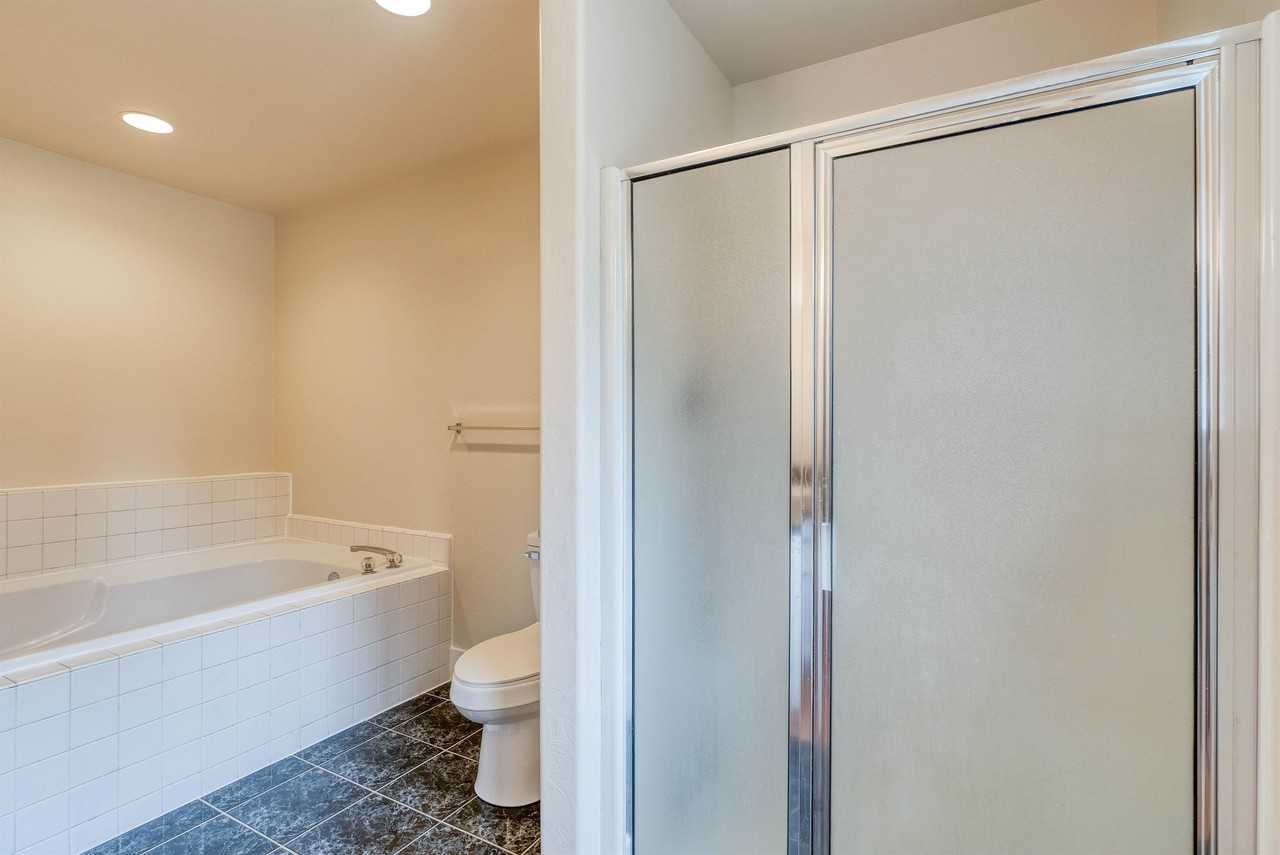 150 Pleasant Valley Rd - Photo 3 of 37