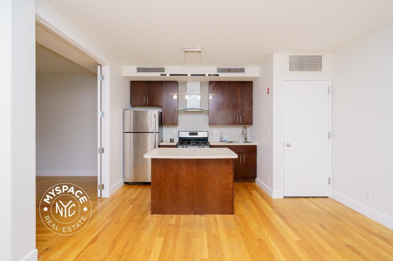 28 Fayette St #3R - Photo 2 of 11