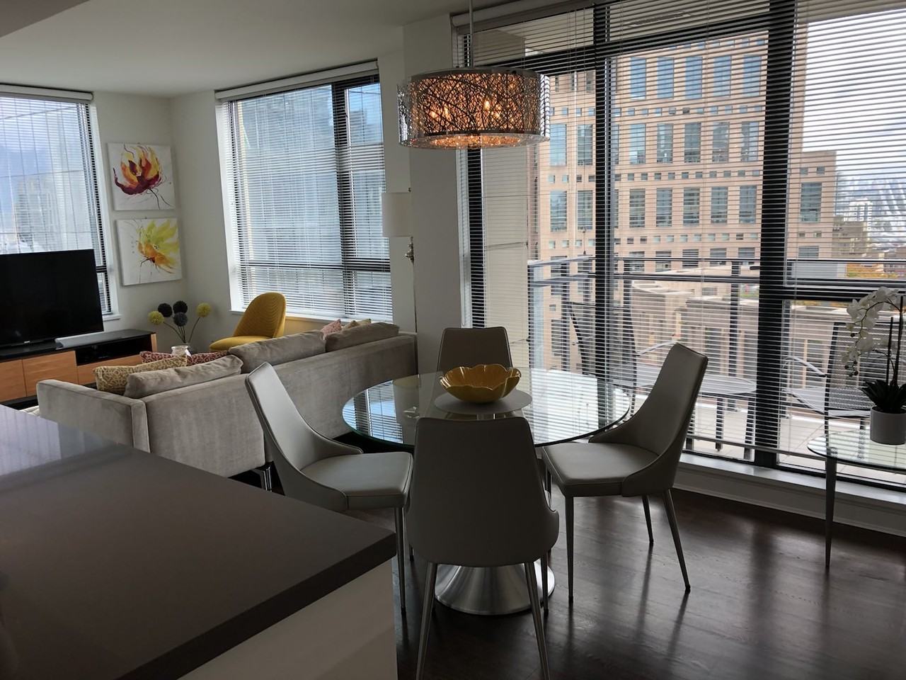 788 Richards Street - Photo 6 of 23