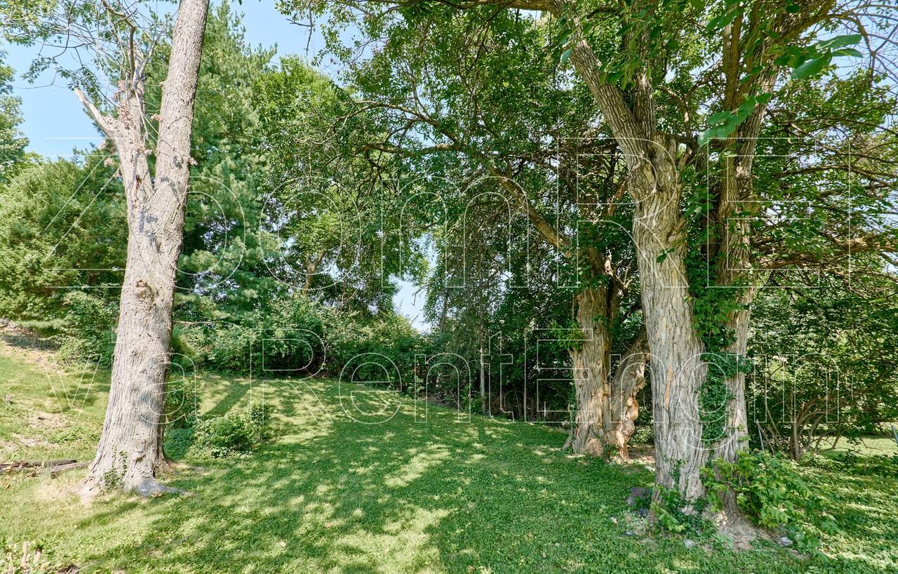 3015 Ridgeway Ave - Photo 2 of 37