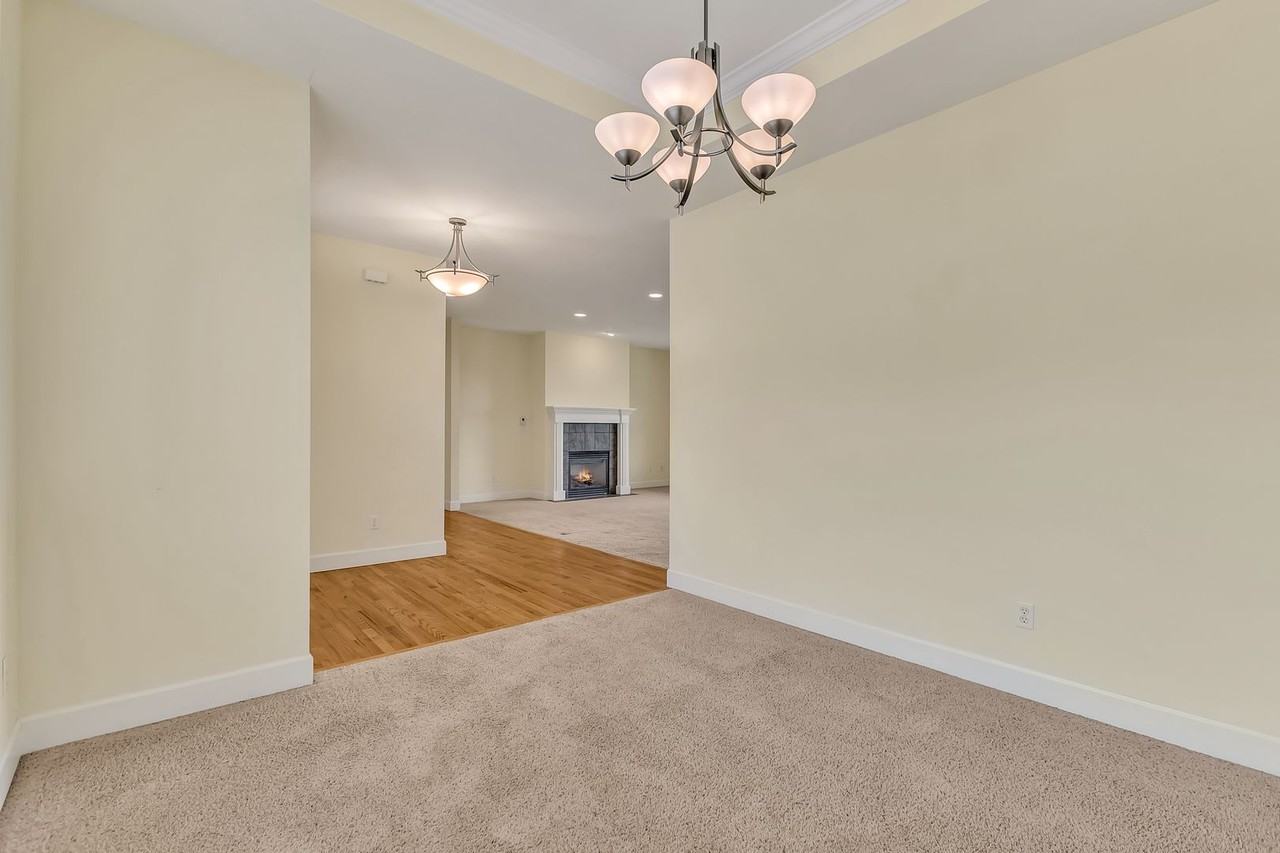 1216 S Brookside Ter - Photo 7 of 47