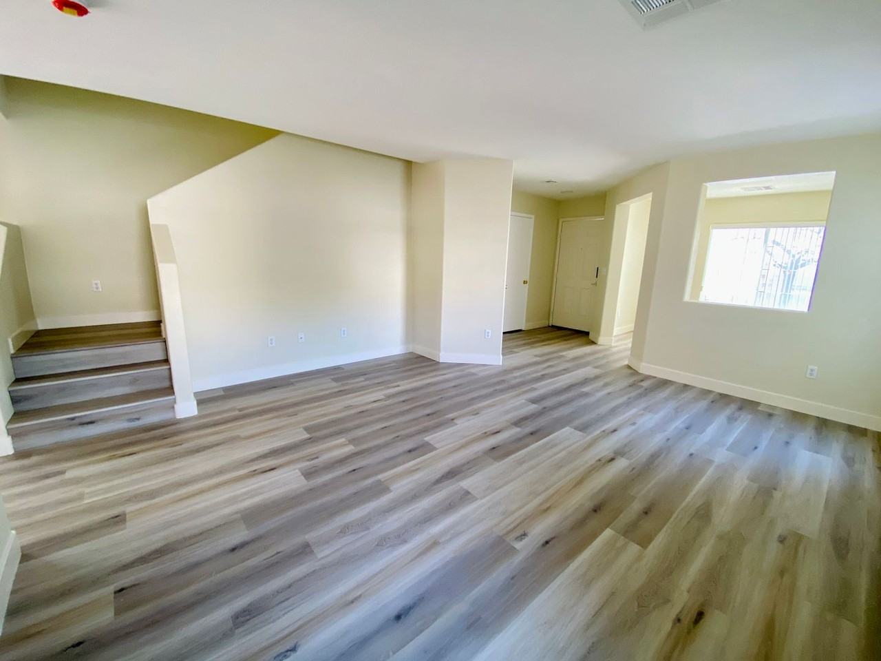 6158 Dutch Windmill Ave - Photo 6 of 35