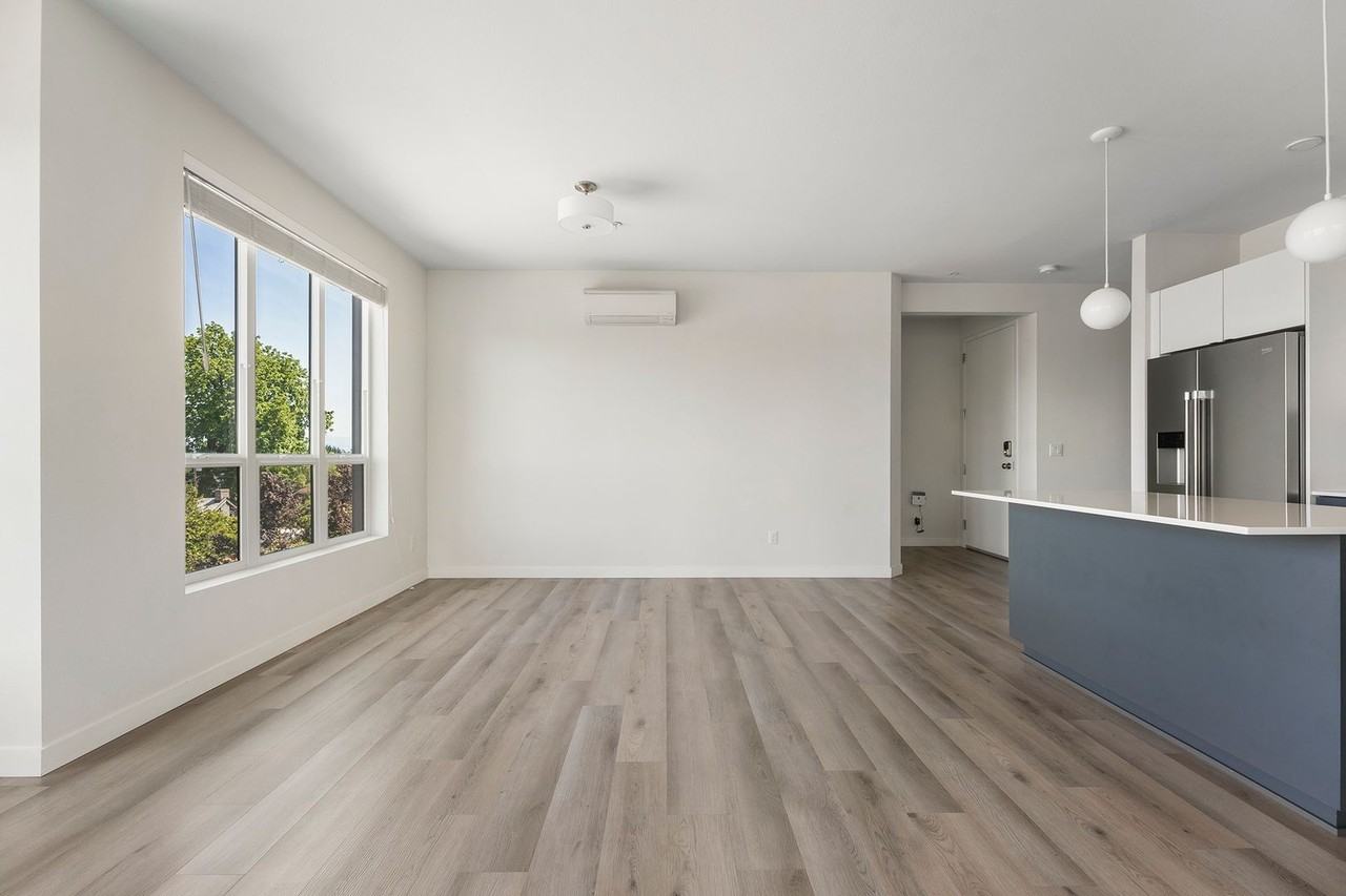 425 Ne Bryant St #304 - Photo 4 of 33
