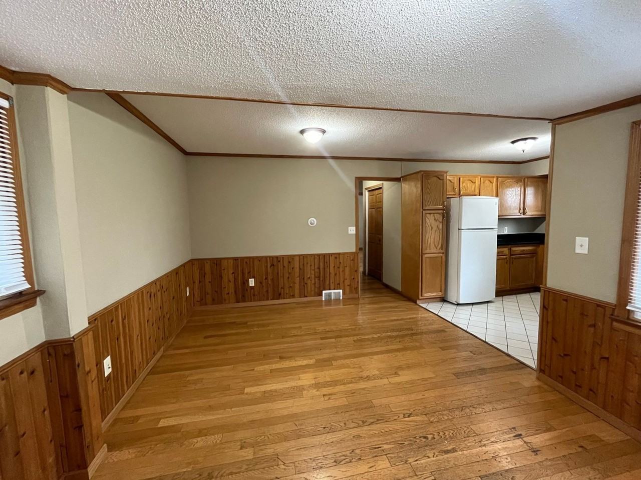 1001 Hubbard Ave - Photo 3 of 19