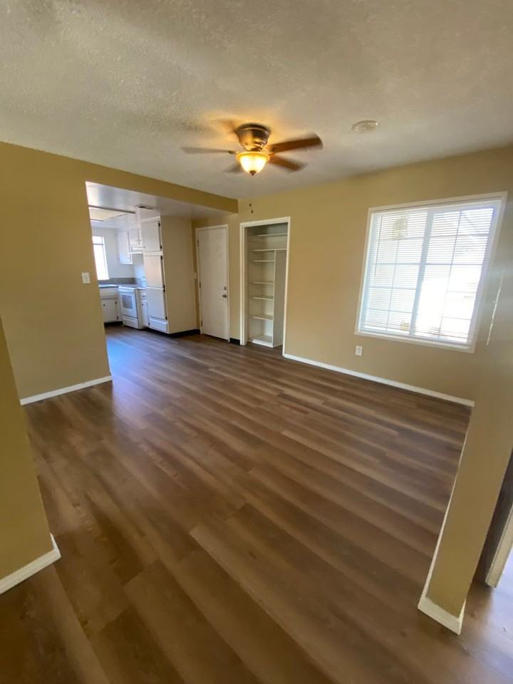 4601 Glengary Pl - Photo 5 of 16