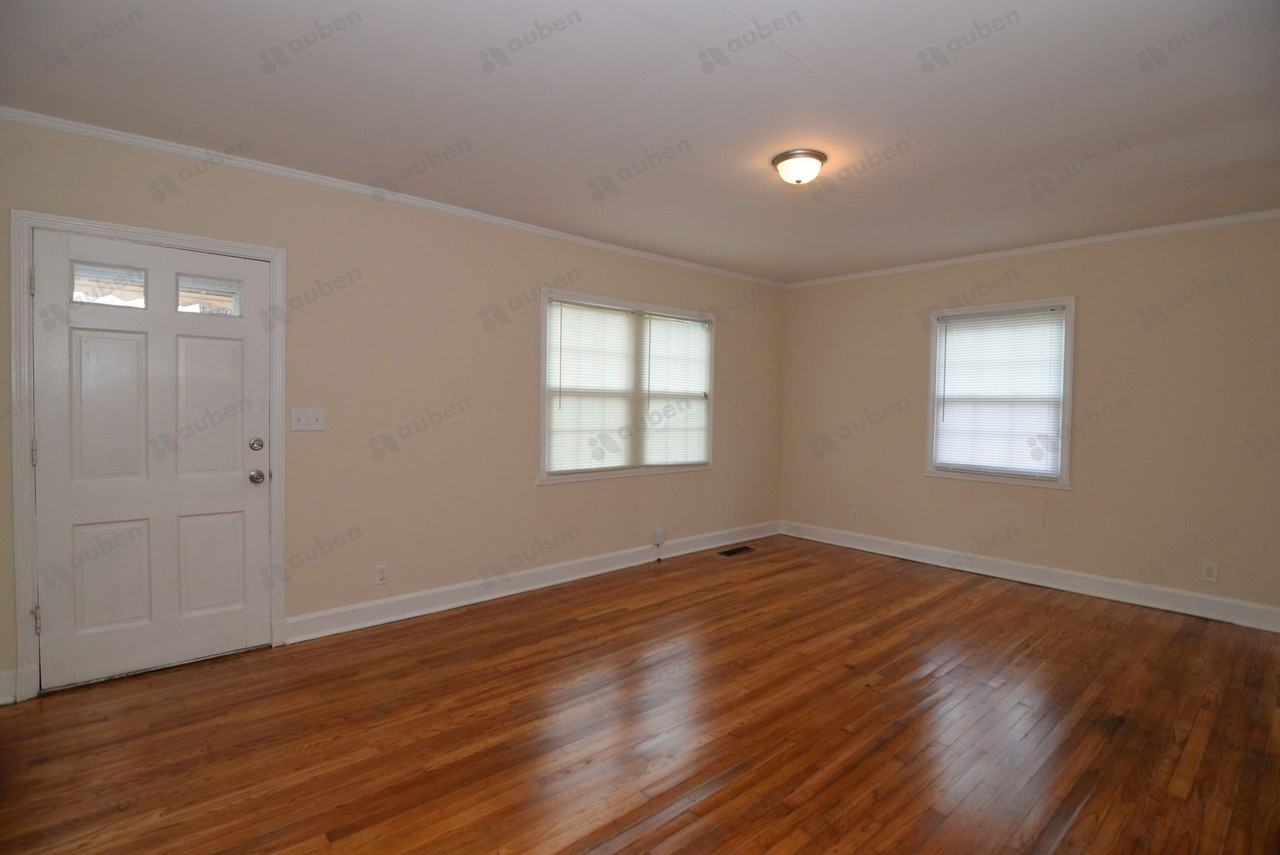 1430 Jackson Rd - Photo 3 of 36