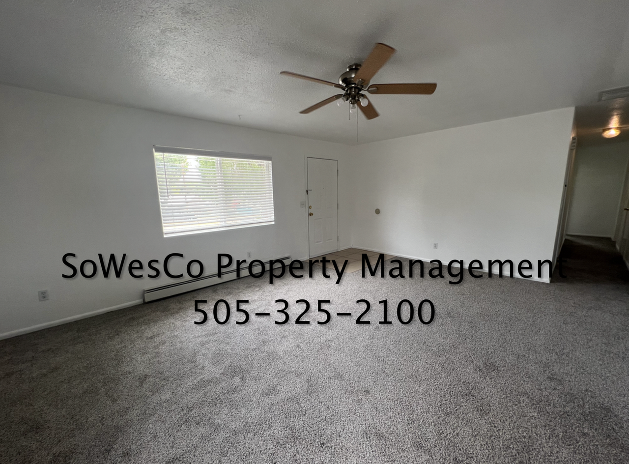 3907 Silver Ave - Photo 3 of 12
