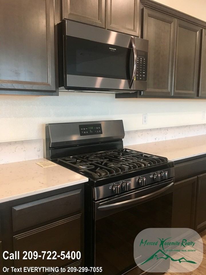 2341 Vaca Way - Photo 4 of 22