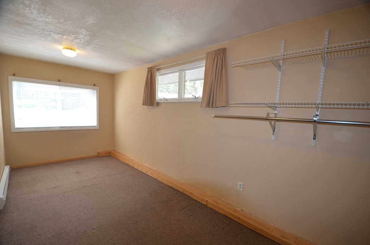 43 Red Feather Rd - Photo 6 of 11