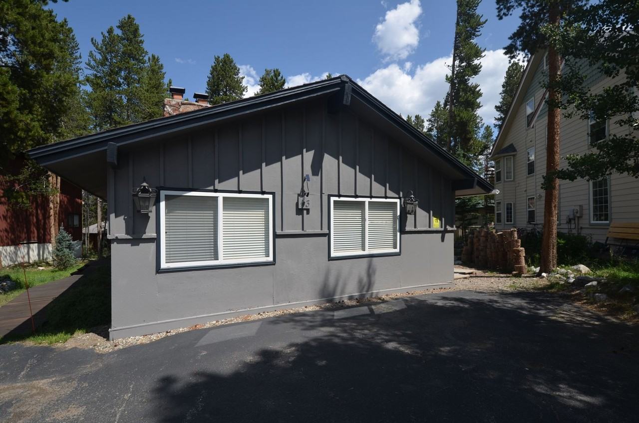 43 Red Feather Rd - Photo 3 of 12