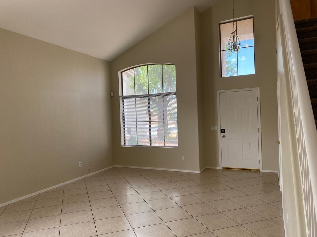 13701 N 82nd Ave - Photo 2 of 25