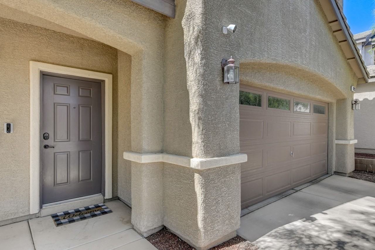 10233 Gibson Isle Dr - Photo 3 of 43