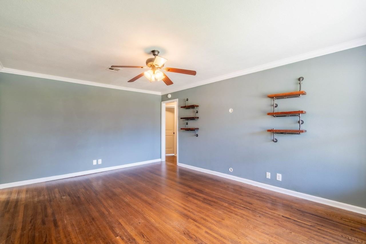 4953 S Boston Pl - Photo 5 of 20