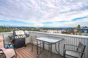 featured image of 411 11th Ave