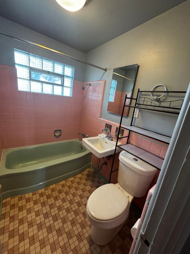 1467 Joliet St #5 - Photo 5 of 8