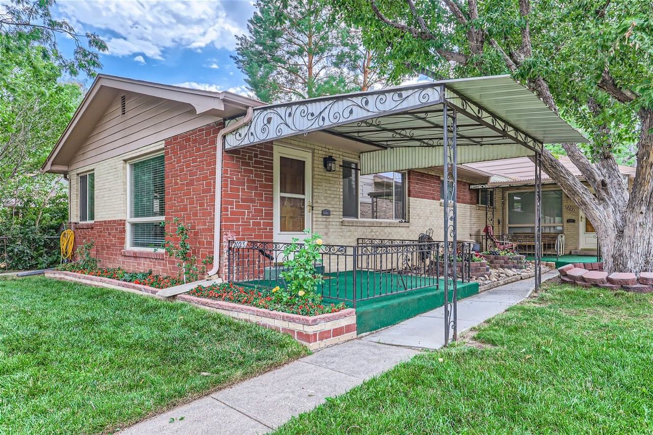 2023 S Williams St - Photo 3 of 27