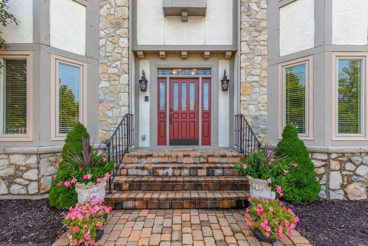 5801 W 130th St - Photo 3 of 46