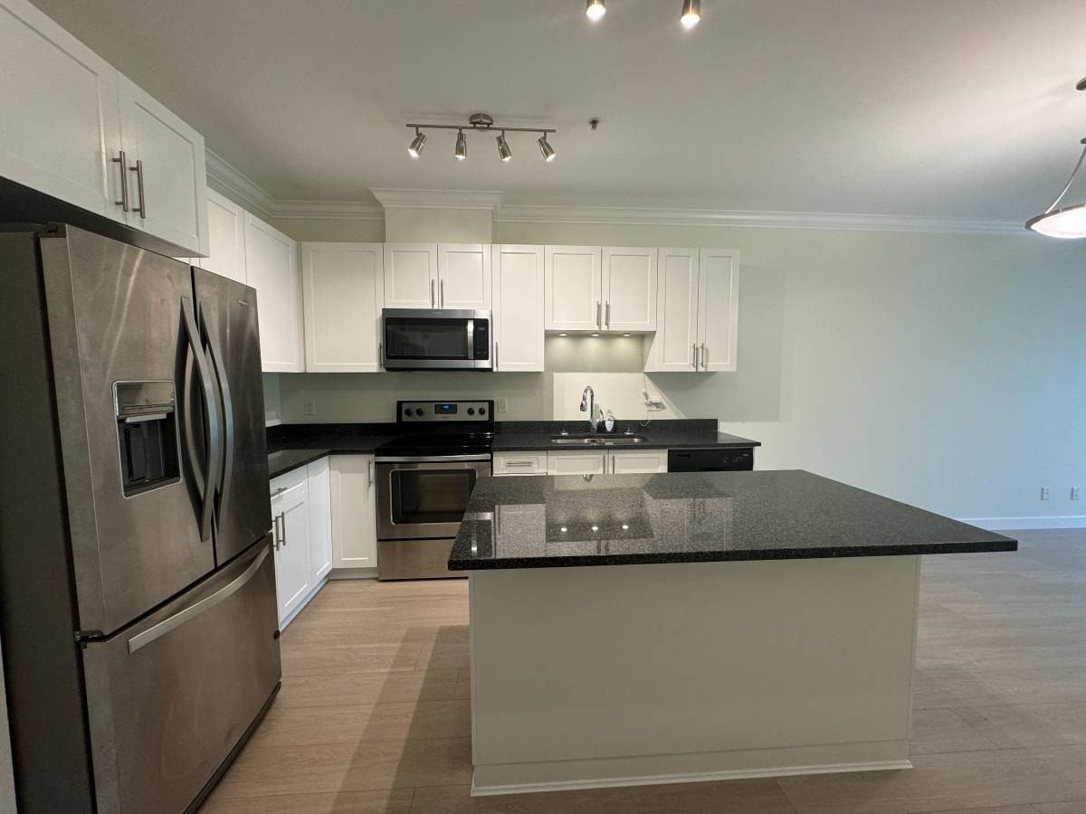 11580 223 Street #203 - Photo 2 of 16