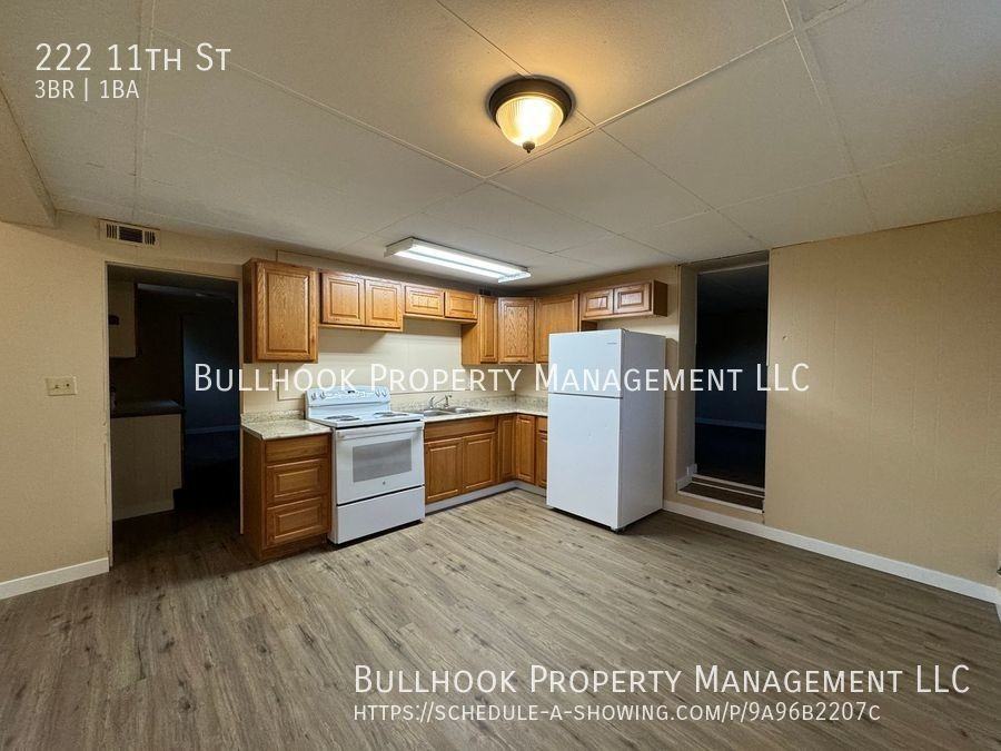 222 11th St - Photo 2 of 29
