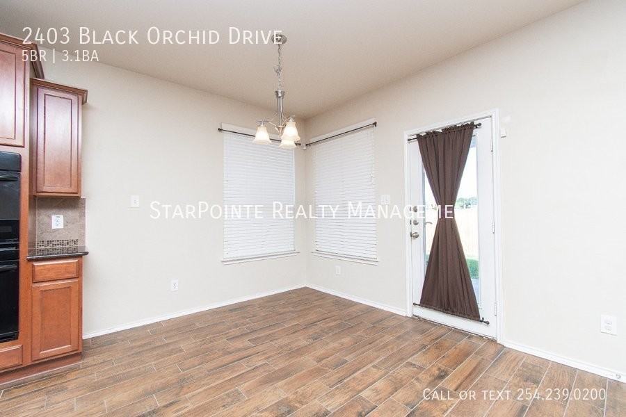 2403 Black Orchid Dr - Photo 7 of 33