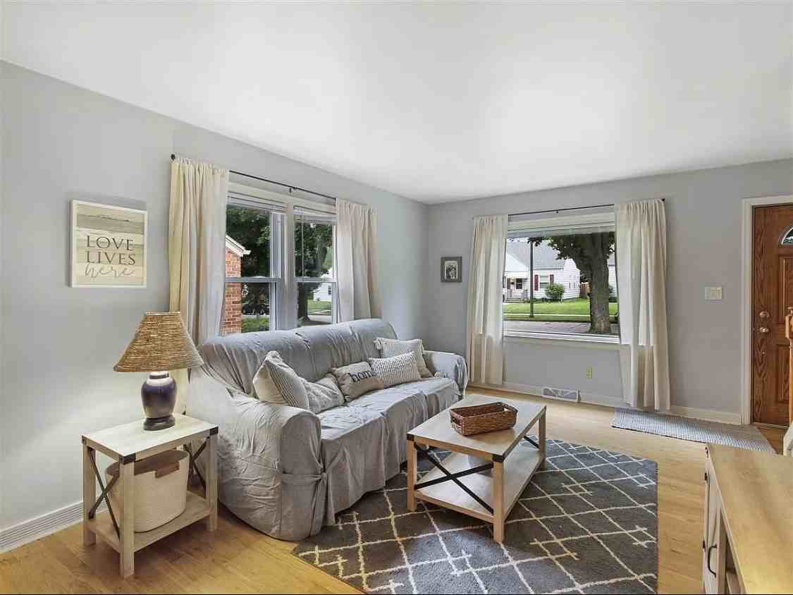 3224 N 78th St #NA - Photo 2 of 7