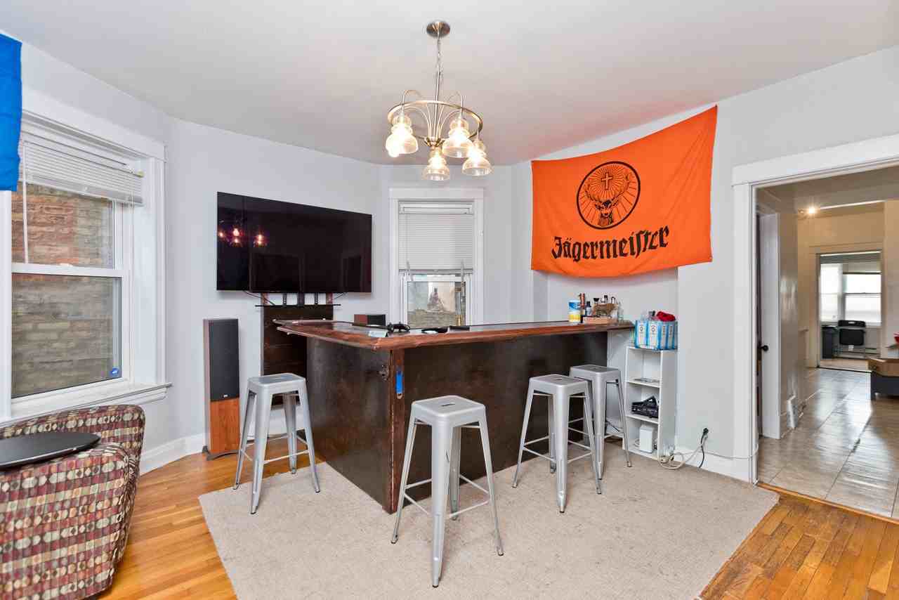 3712 N Racine Ave #1 - Photo 6 of 10