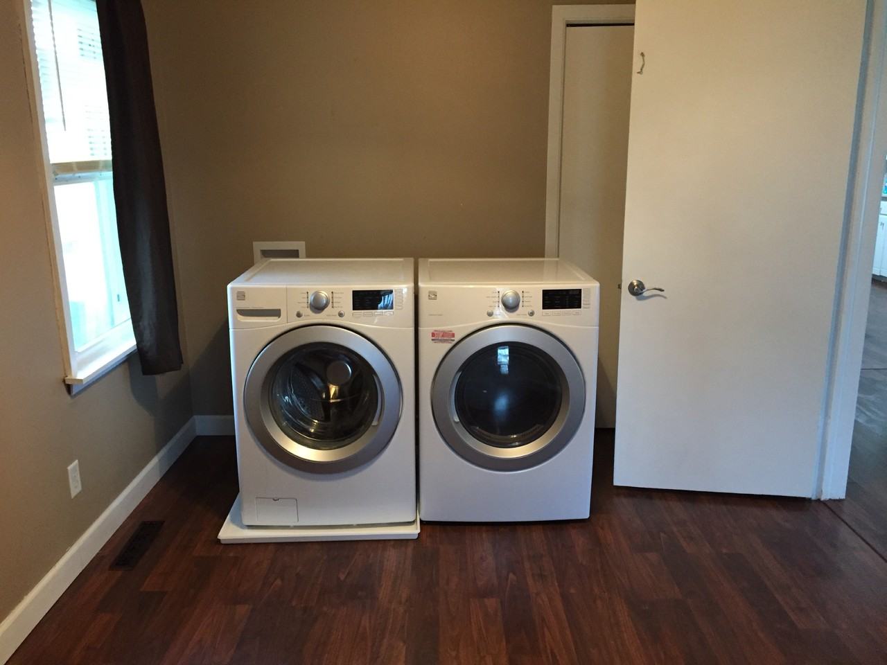 125 2nd St Sw #NA - Photo 4 of 9