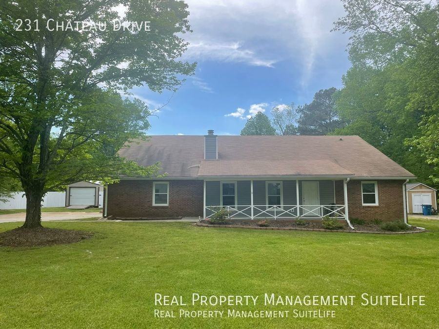 231 Chateau Dr - Photo 4 of 30