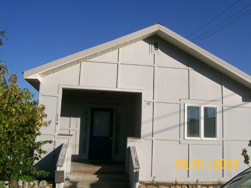 114 W Clark St - Photo 2 of 50