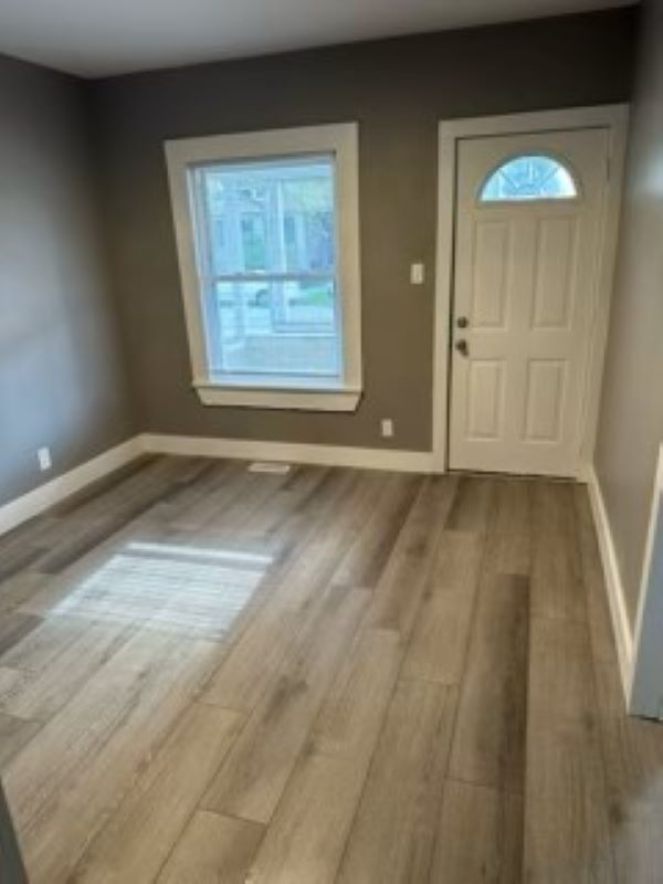 15029 Paulina St - Photo 2 of 6