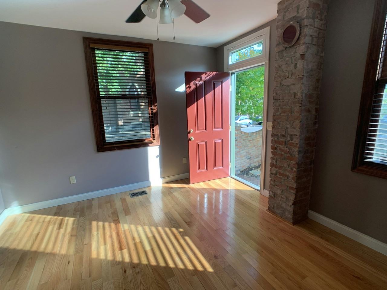 802 Main Street - Photo 3 of 14