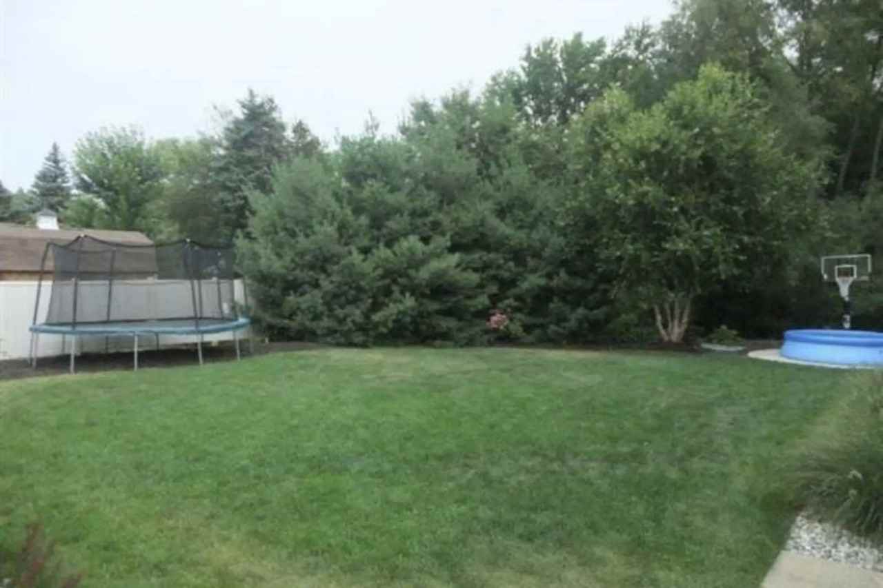 423 Fendale St Se - Photo 2 of 11