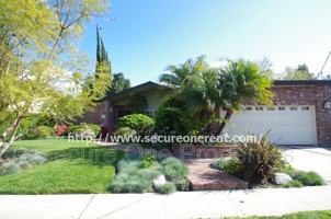 featured image of 23338 Los Encinos Way