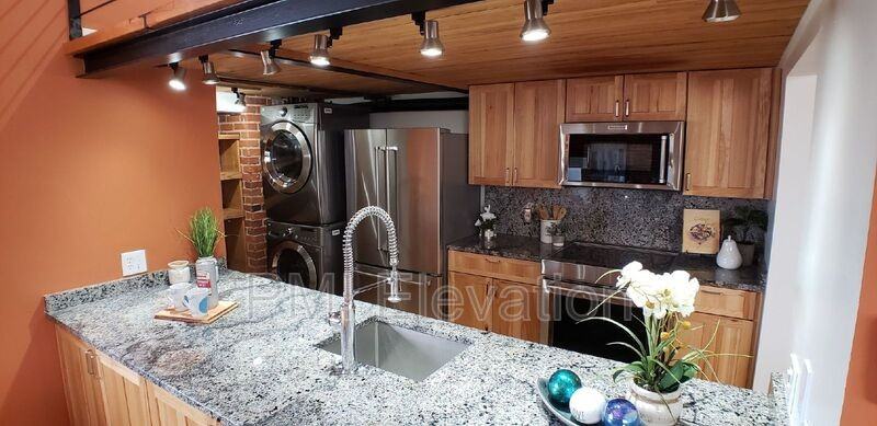 1090 Cherokee St #205 - Photo 2 of 18
