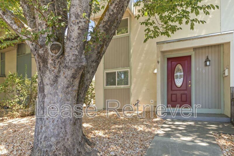 850 Sequoia Blvd - Photo 5 of 41